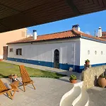 Casa Do Portao Azul - Dourada