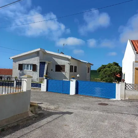 Апартаменты Casa Do Portao Azul - Dourada